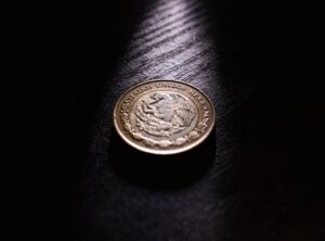 500.000 pesos chilenos a bolivianos